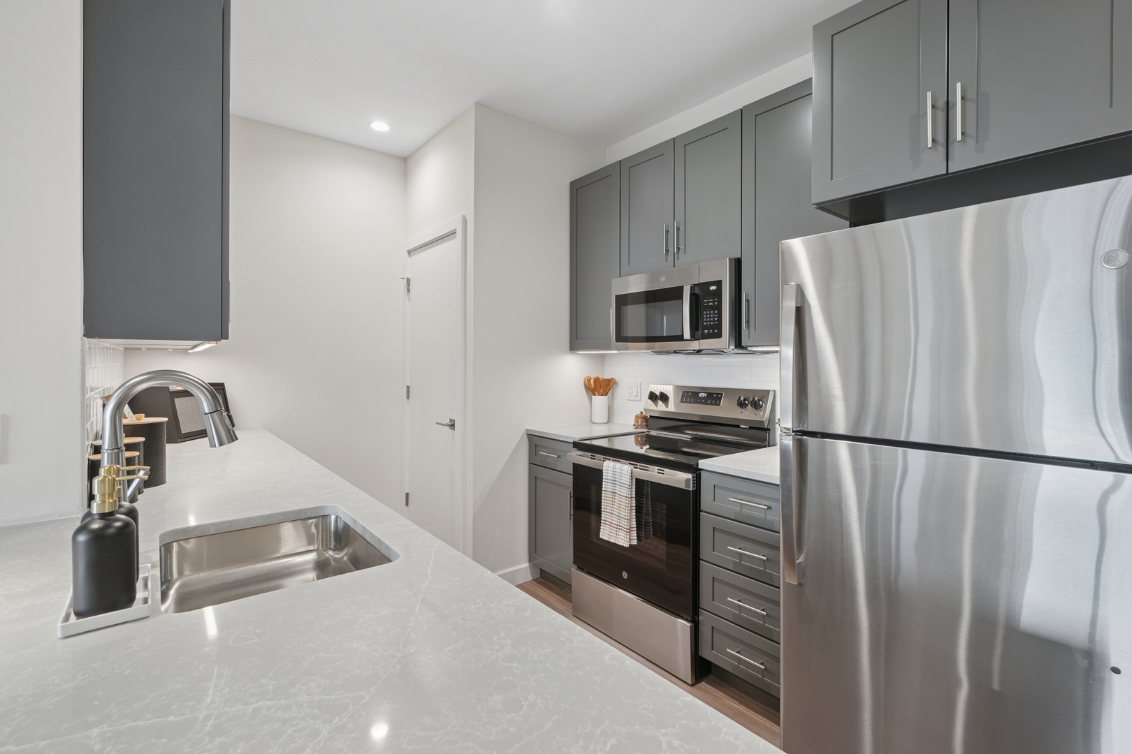 Kitchen in one of Embark's luxury apartments in East Orange, NJ
